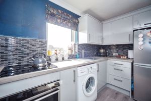 Kitchen- click for photo gallery